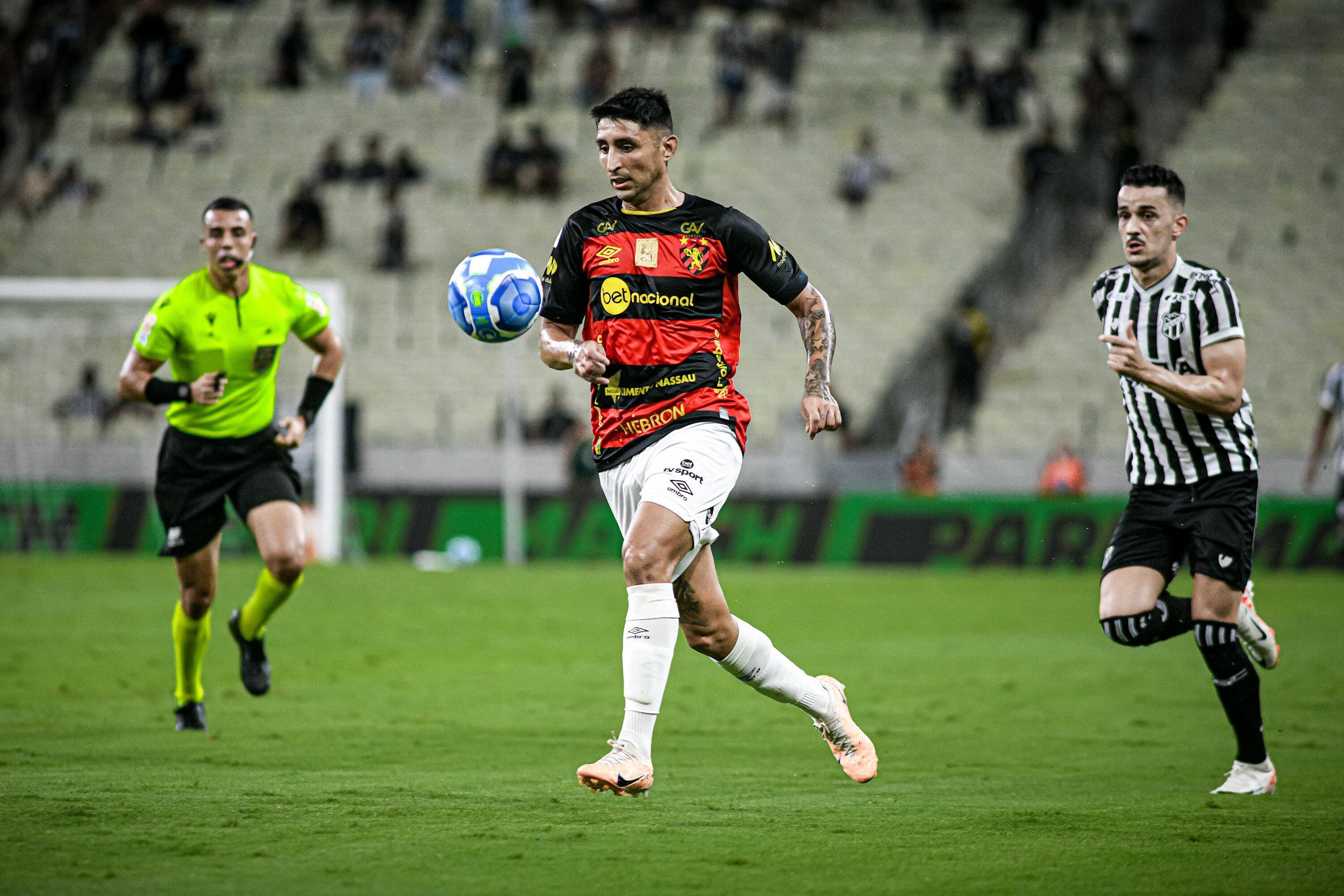 Sport busca readequação salarial para renovar com argentino Alan Ruiz
