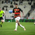 Sport busca readequação salarial para renovar com argentino Alan Ruiz