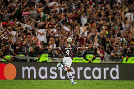 John Kennedy comemora o gol do título da Libertadores