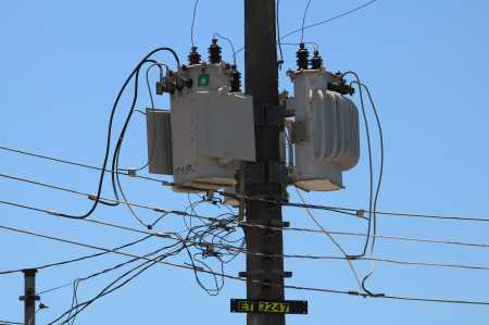 Maior ocorrência de “gatos” de energia é em regiões de classe média, diz Enel | CNN Brasil