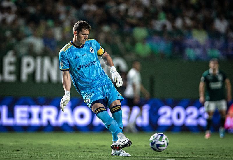 Destaque do Cruzeiro 'chorou por título' do clube no Campeonato Brasileiro
