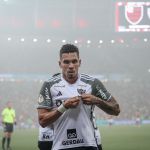 Atlético: Edmundo diz que Paulinho 'rejeitou o Flamengo' na volta ao Brasil