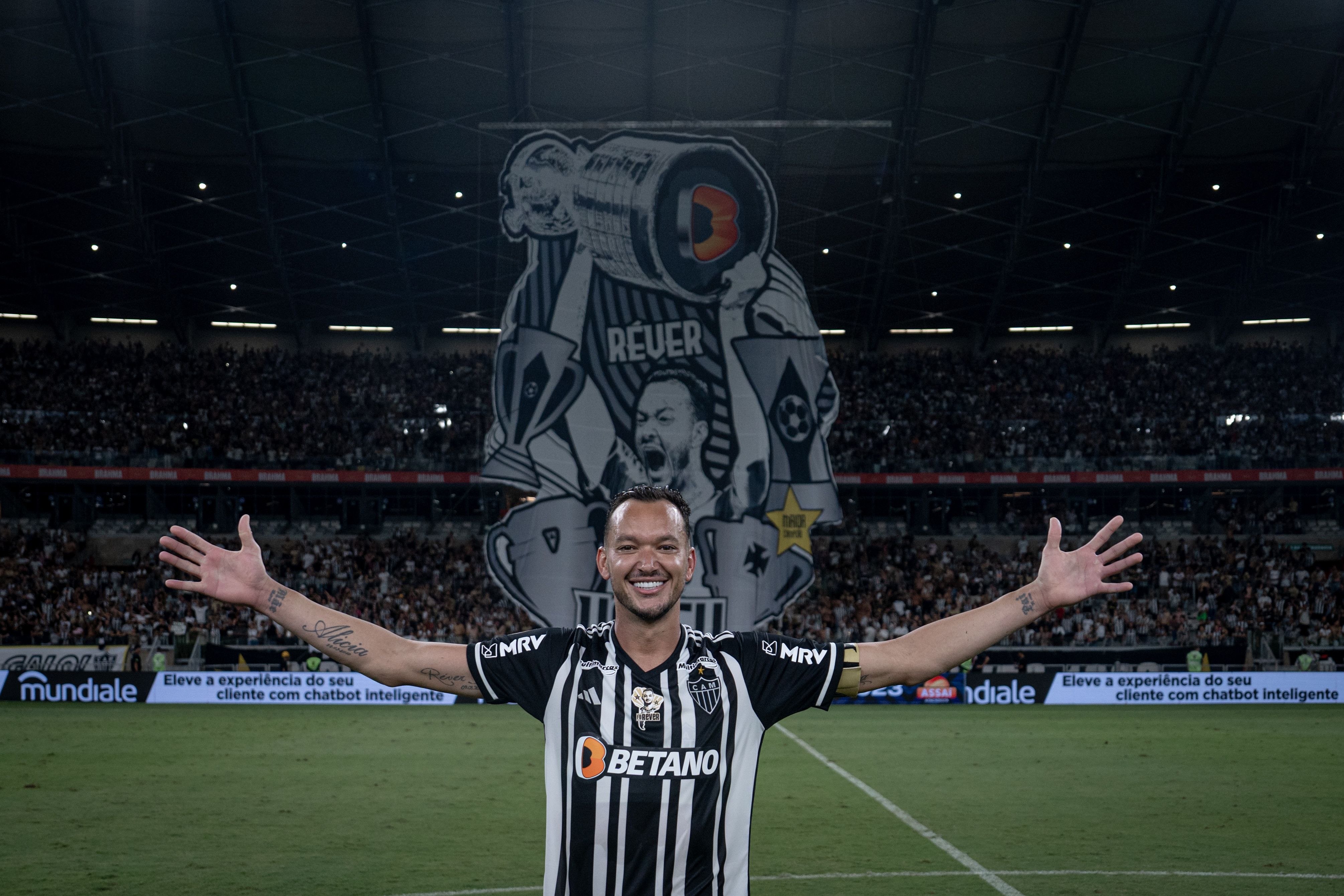 Quarteto de 2013 ou de 2024? Ídolo do Atlético revela qual escolheria para comandar
