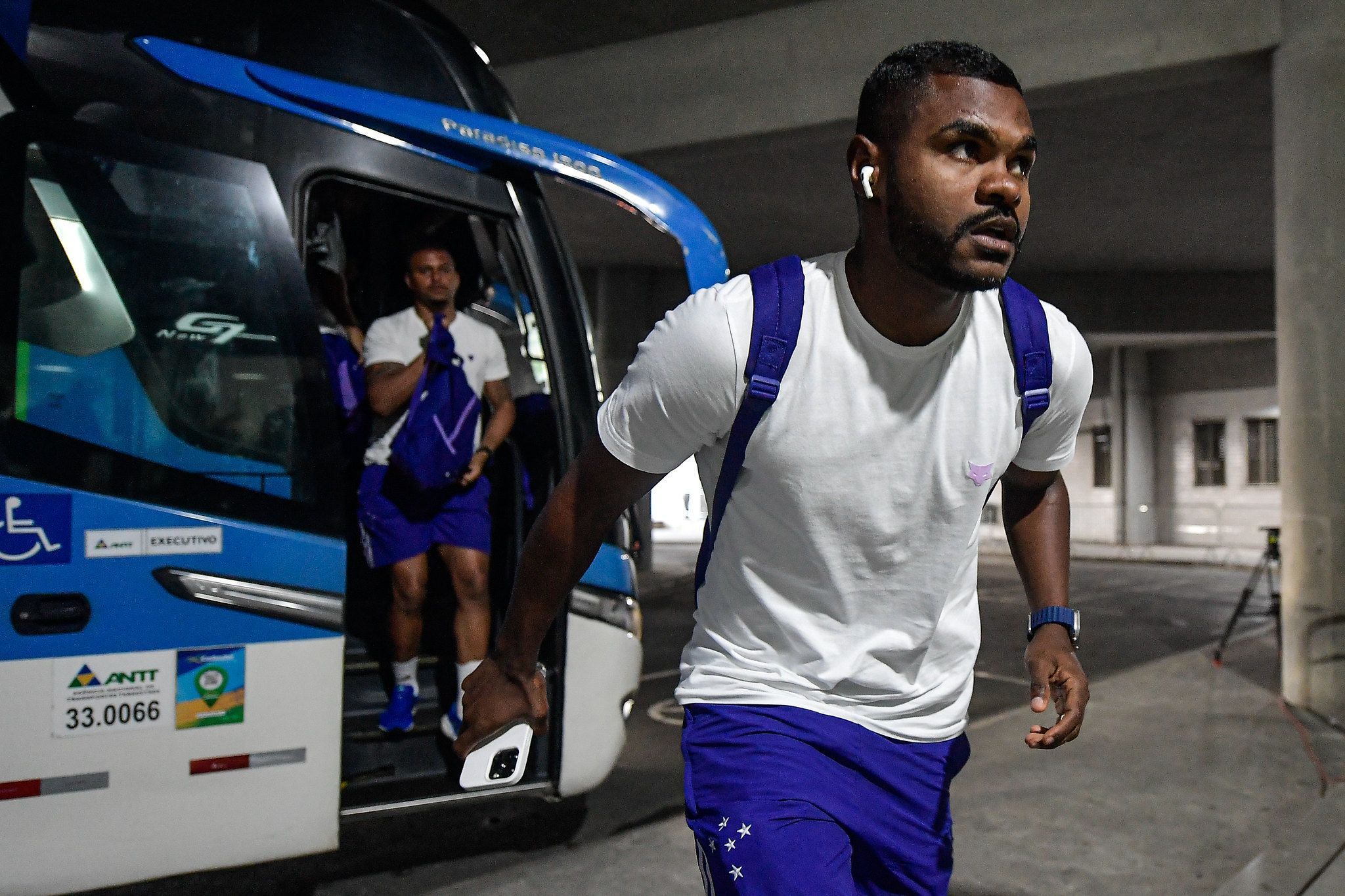 Nikão fará último jogo pelo Cruzeiro, e família já se despede de amigos