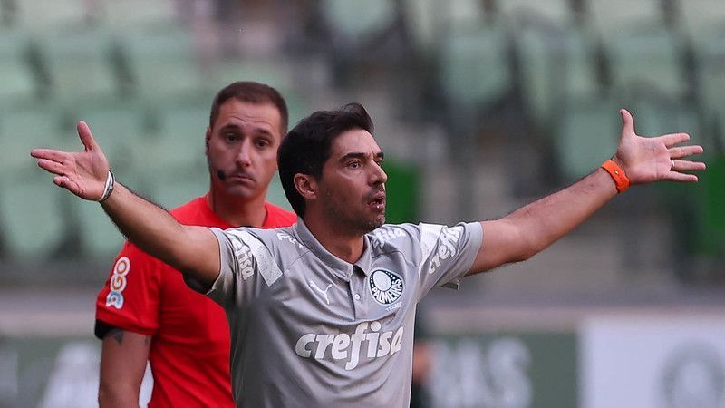 Palmeiras visita Cruzeiro para confirmar título brasileiro em possível fim da 'era Abel'
