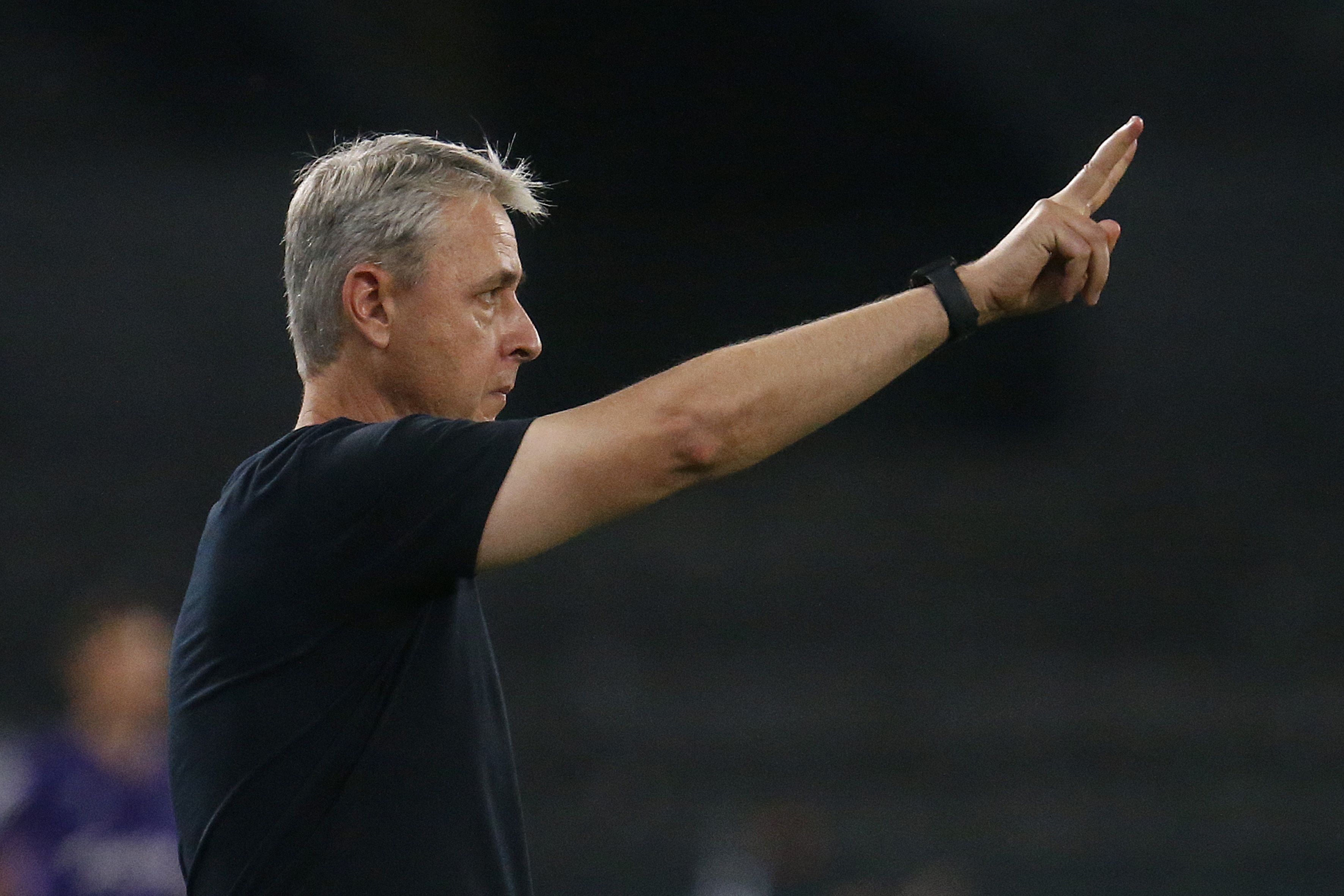 Volante do Botafogo fala sobre expectativa para 2024 com Tiago Nunes