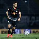 Bragantino recusa primeira oferta do Flamengo por Léo Ortiz