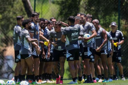 Jogadores do Atlético fizeram última atividade do ano na Cidade do Galo