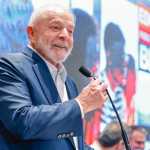 Lula chama governo Bolsonaro de 'praga de gafanhotos' e anuncia empréstimo do BRICS ao BNDES