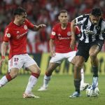 Tiquinho quebra o silêncio e pede desculpas à torcida do Botafogo