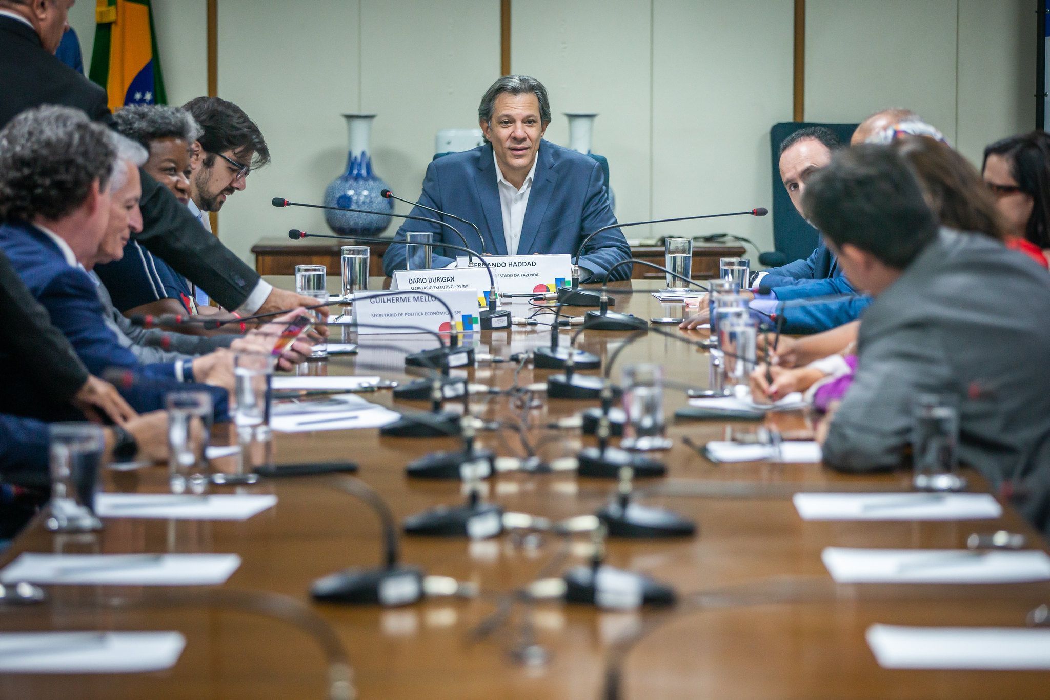 Deputados mineiros se reúnem com Haddad e divergem de plano apresentado por Pacheco