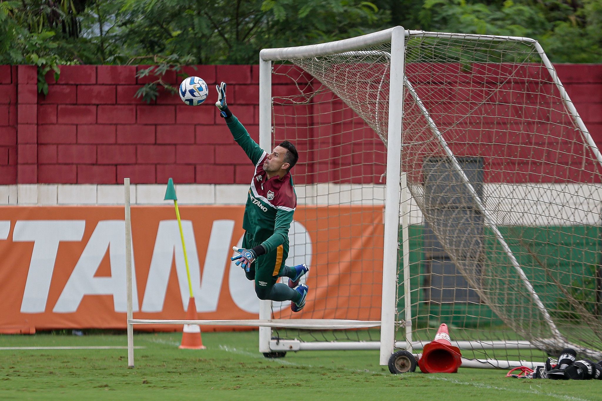 Fábio quebrará mais um recorde na estreia do Fluminense no Mundial de Clubes