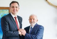Pacheco posta foto com Lula e agradece criação de curso em Viçosa