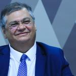 Dino acompanha Moraes e vota por derrubar lei de Ibirité contra 'linguagem neutra'