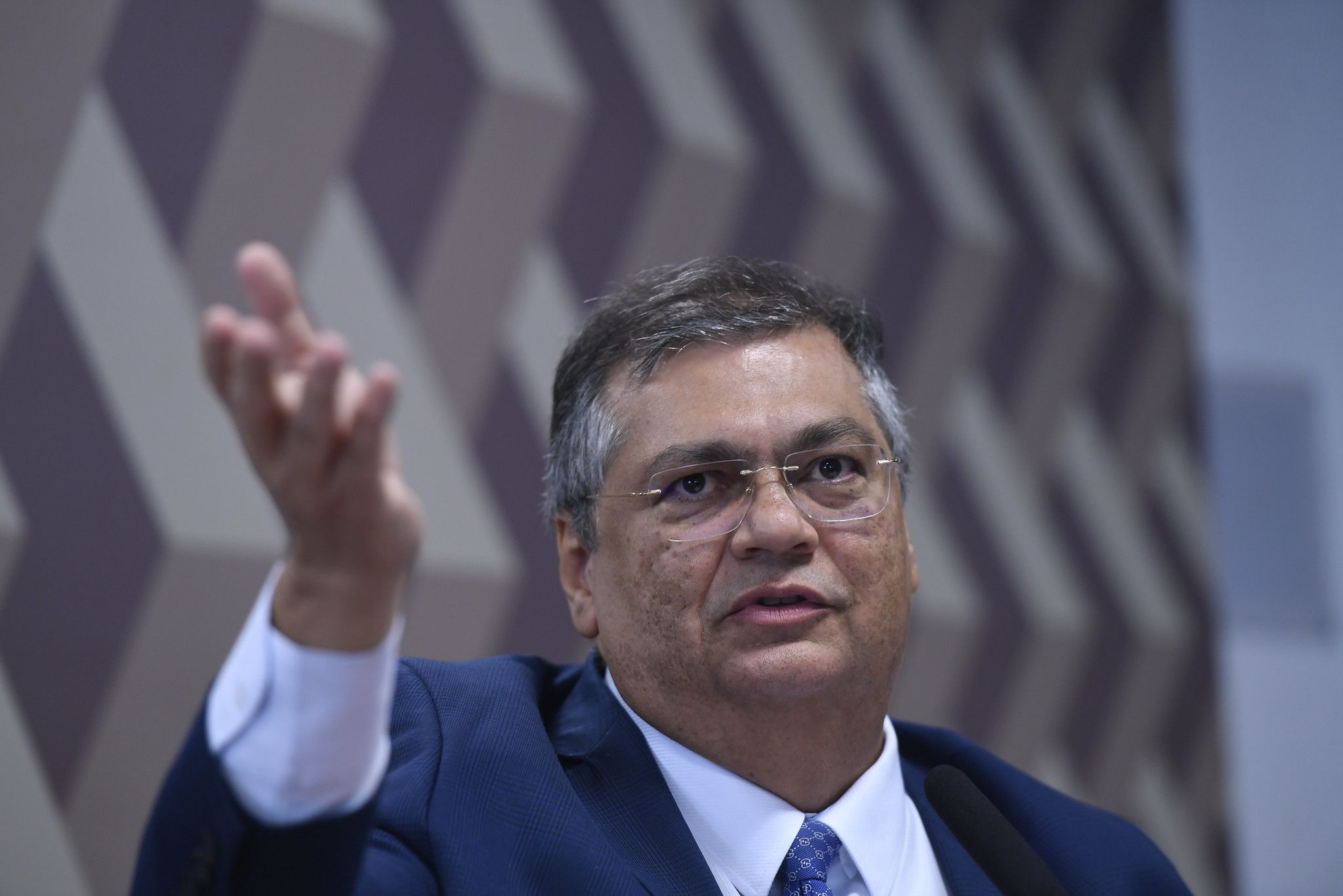 8 de janeiro: Dino lembra ordem dada a auxiliares do Ministério da Justiça para conter invasões