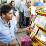 Técnico do Palmeiras, Abel Ferreira se torna embaixador de bibliotecas comunitárias