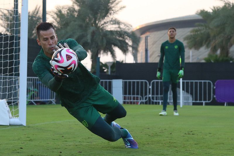 Goleiro Fábio parabeniza o Cruzeiro pelo aniversário de 103 anos
