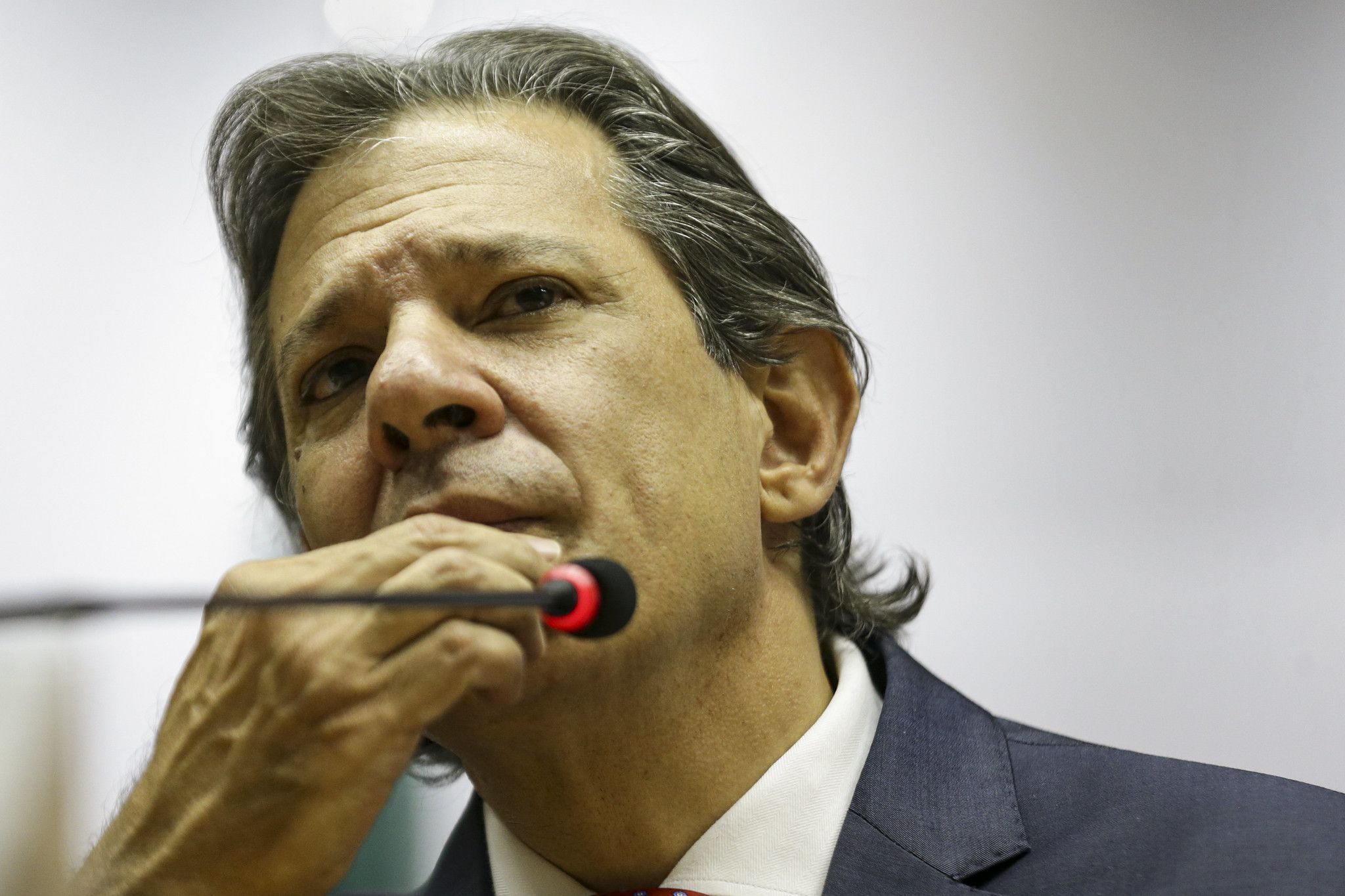Ministro da Fazenda, Fernando Haddad testa positivo para Covid-19