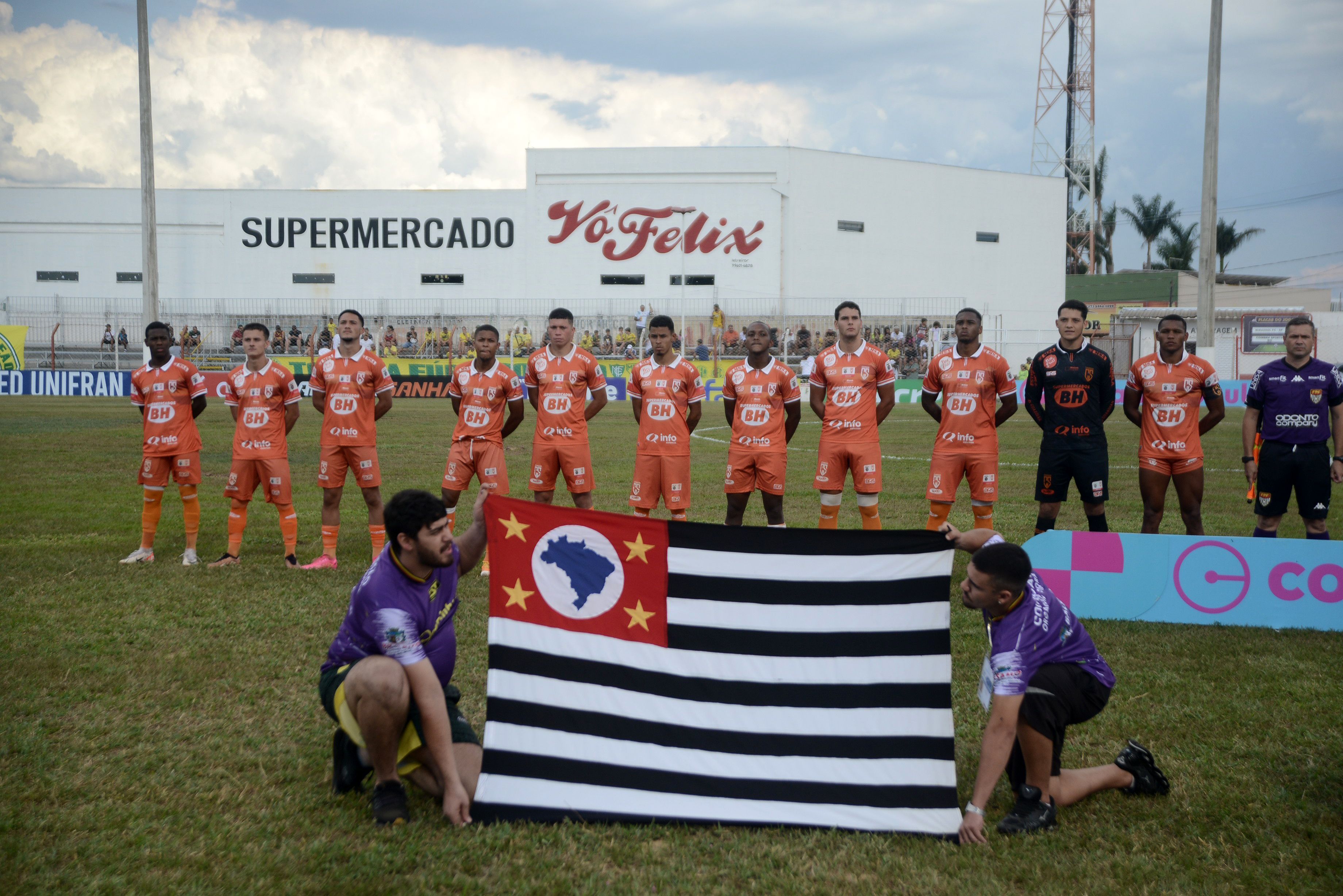 Coimbra goleia o Sampaio Corrêa e vai ao mata-mata da Copinha