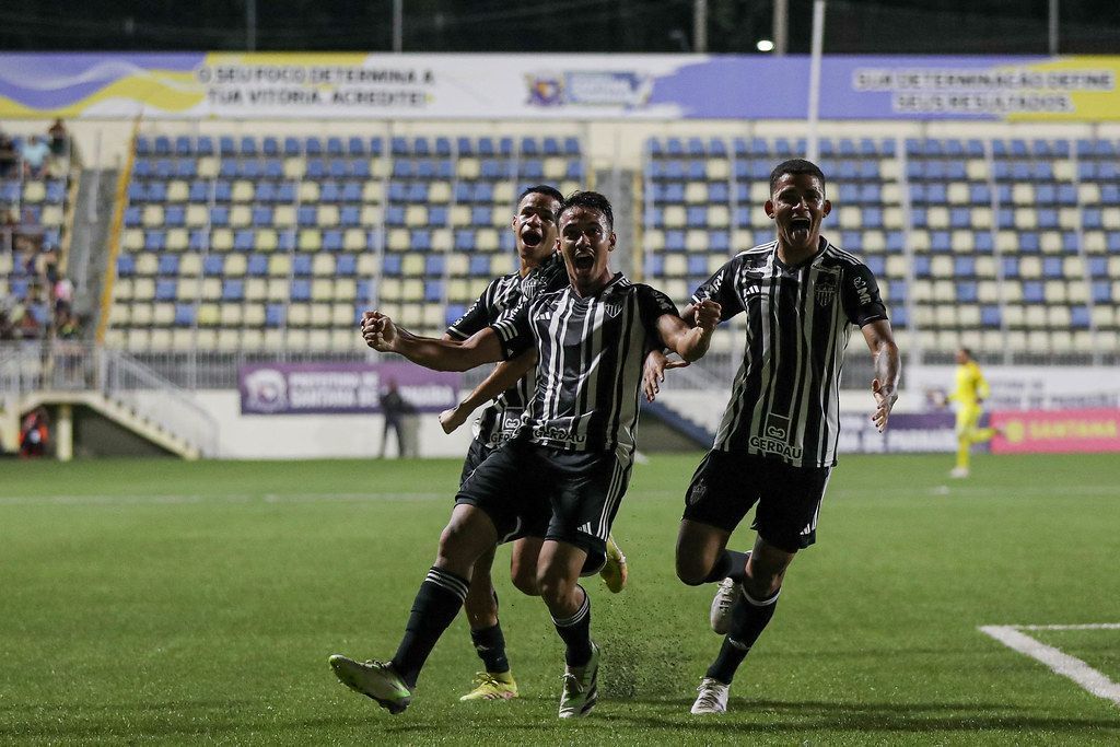 Atlético vence o Floresta e encaminha classificação na Copinha
