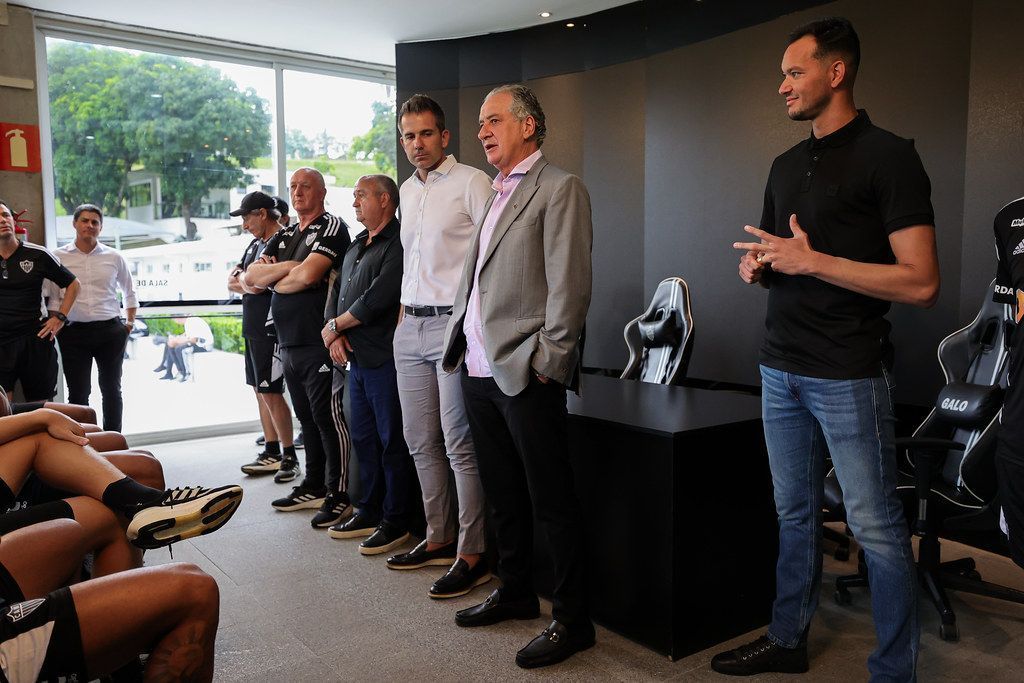 Réver, do Atlético, é 'apresentado' em novo cargo para a temporada 2024