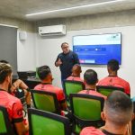 Reapresentação no América tem volante de volta e atacante com contrato suspenso