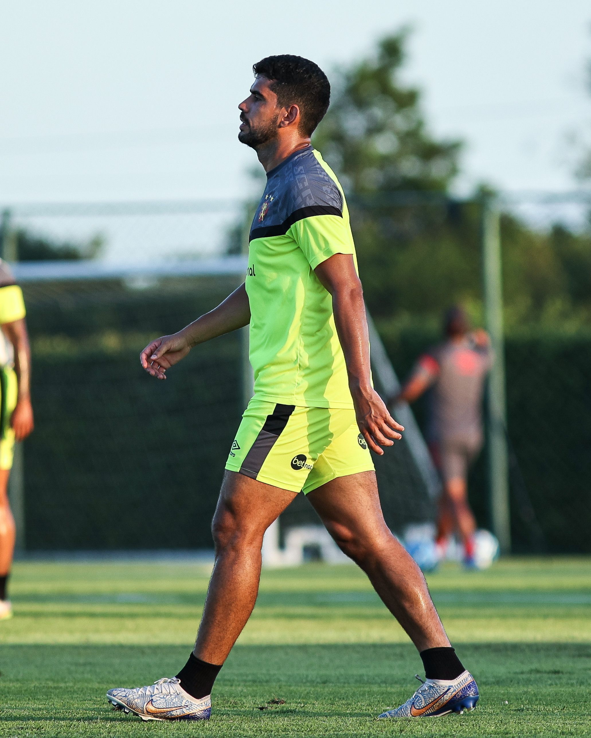 Zé Roberto comemora chegada de Gustavo Coutinho no Sport: 'Será uma disputa sadia'