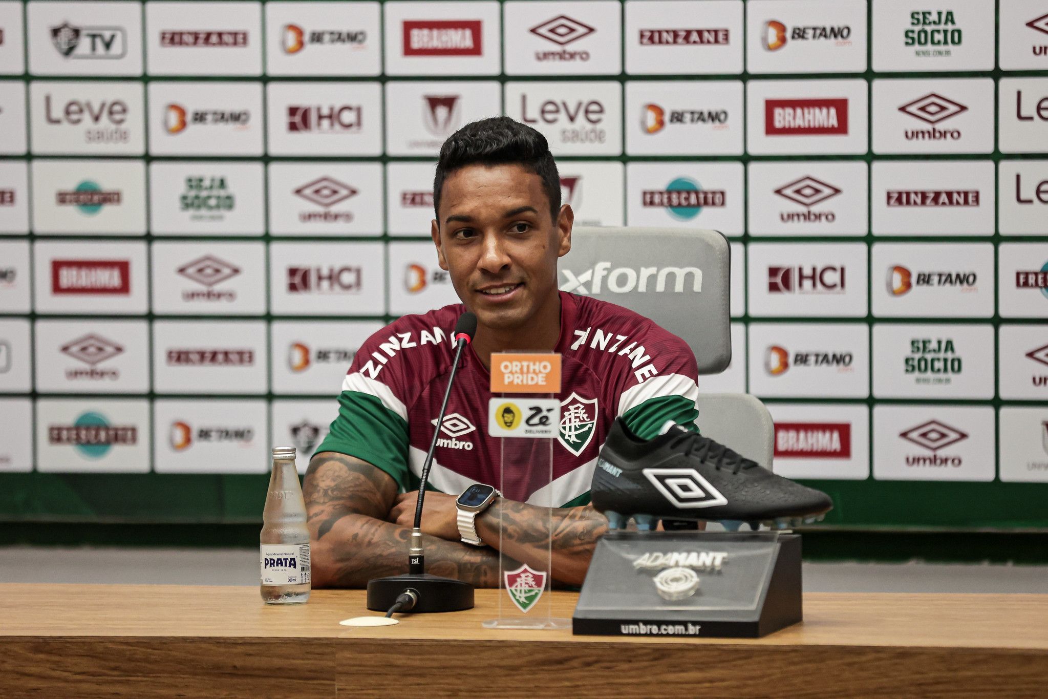 Antônio Carlos revela pedido de presidente do Fluminense em sua chegada: 'Preciso recompensar'