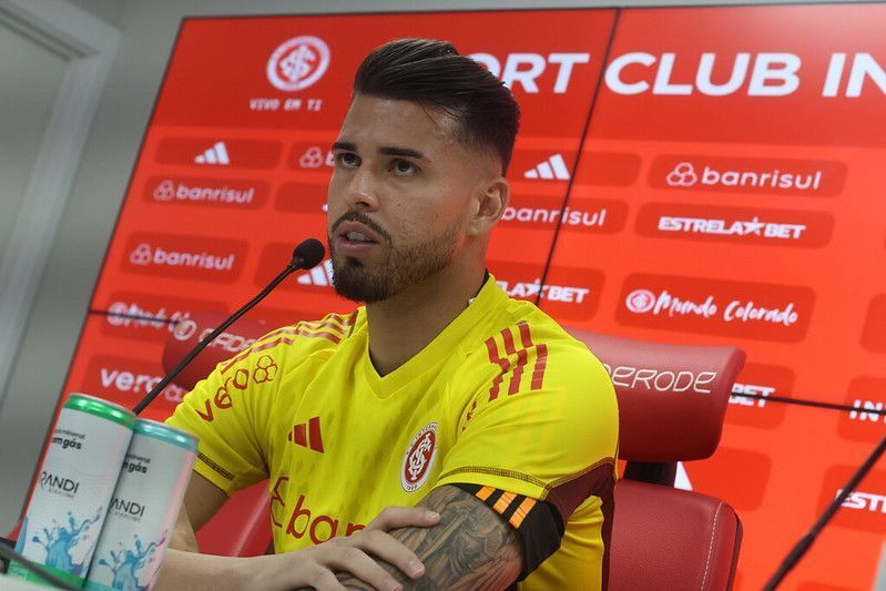 Ivan é apresentado no Inter e fala sobre negociação com o América: 'Agradecer todo o esforço'