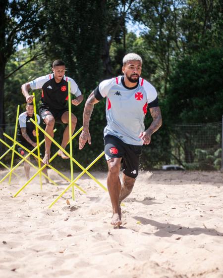Paulinho na pré-temporada do Vasco