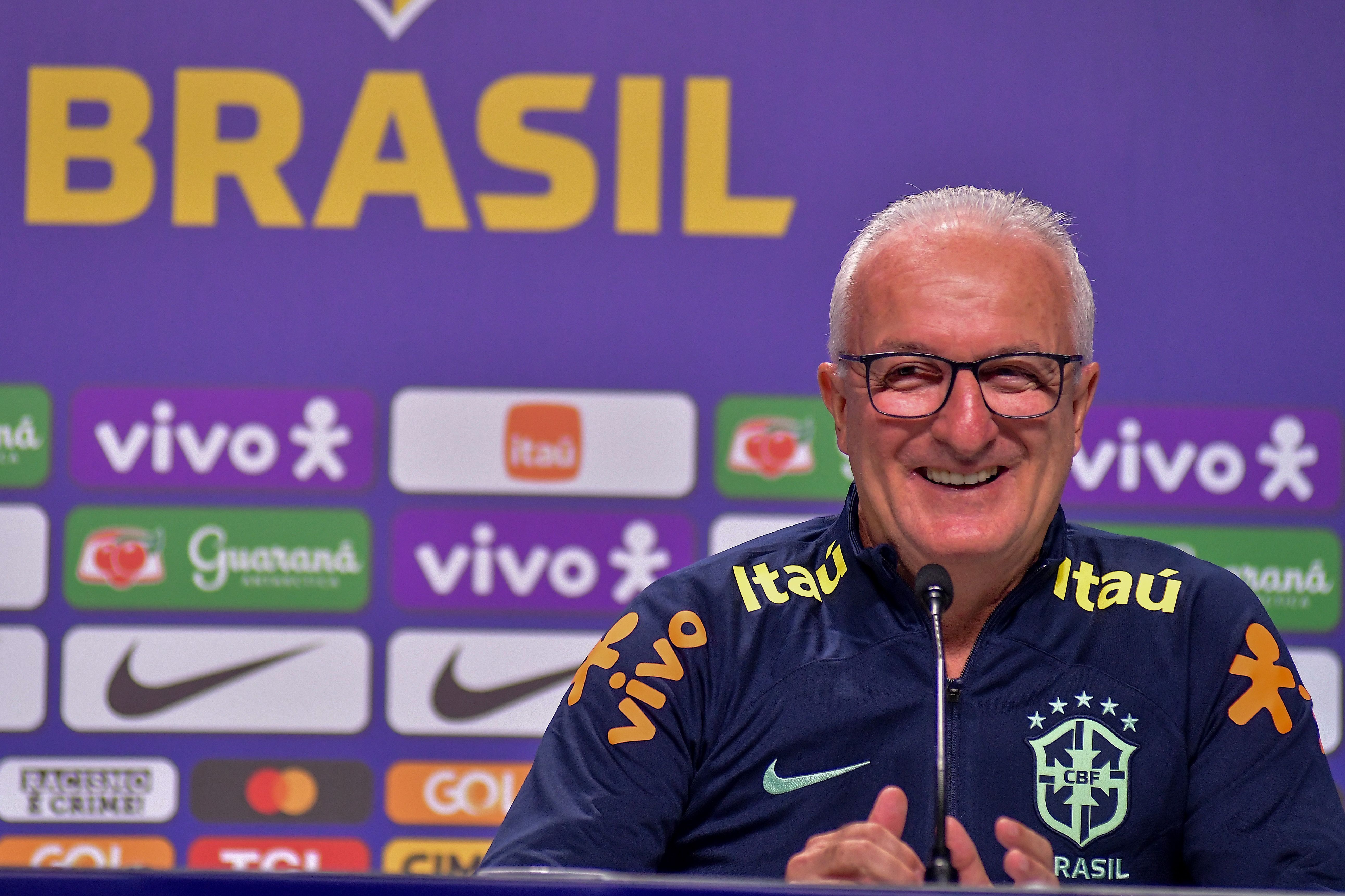 Dorival diz que pretende contar na Seleção com vários atletas de clubes brasileiros