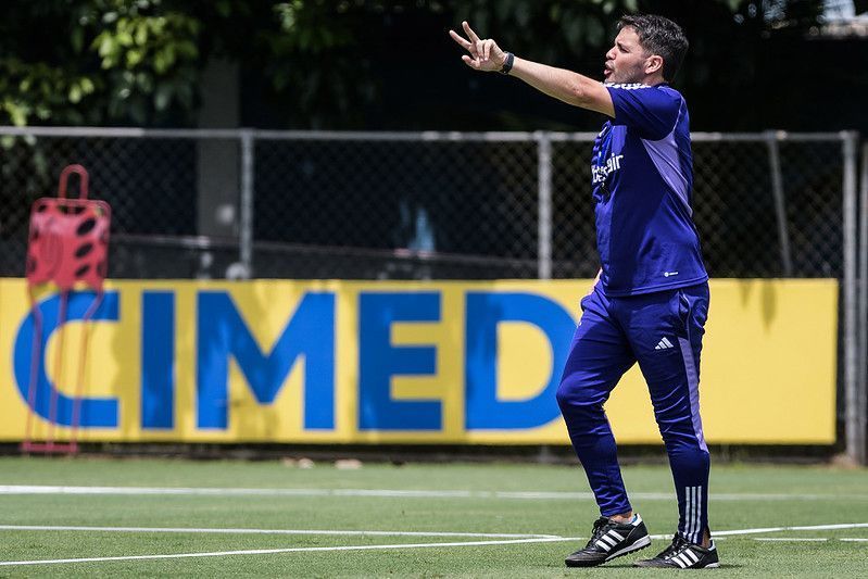 Cruzeiro marca jogo-treino com o Itabirito na Toca da Raposa II