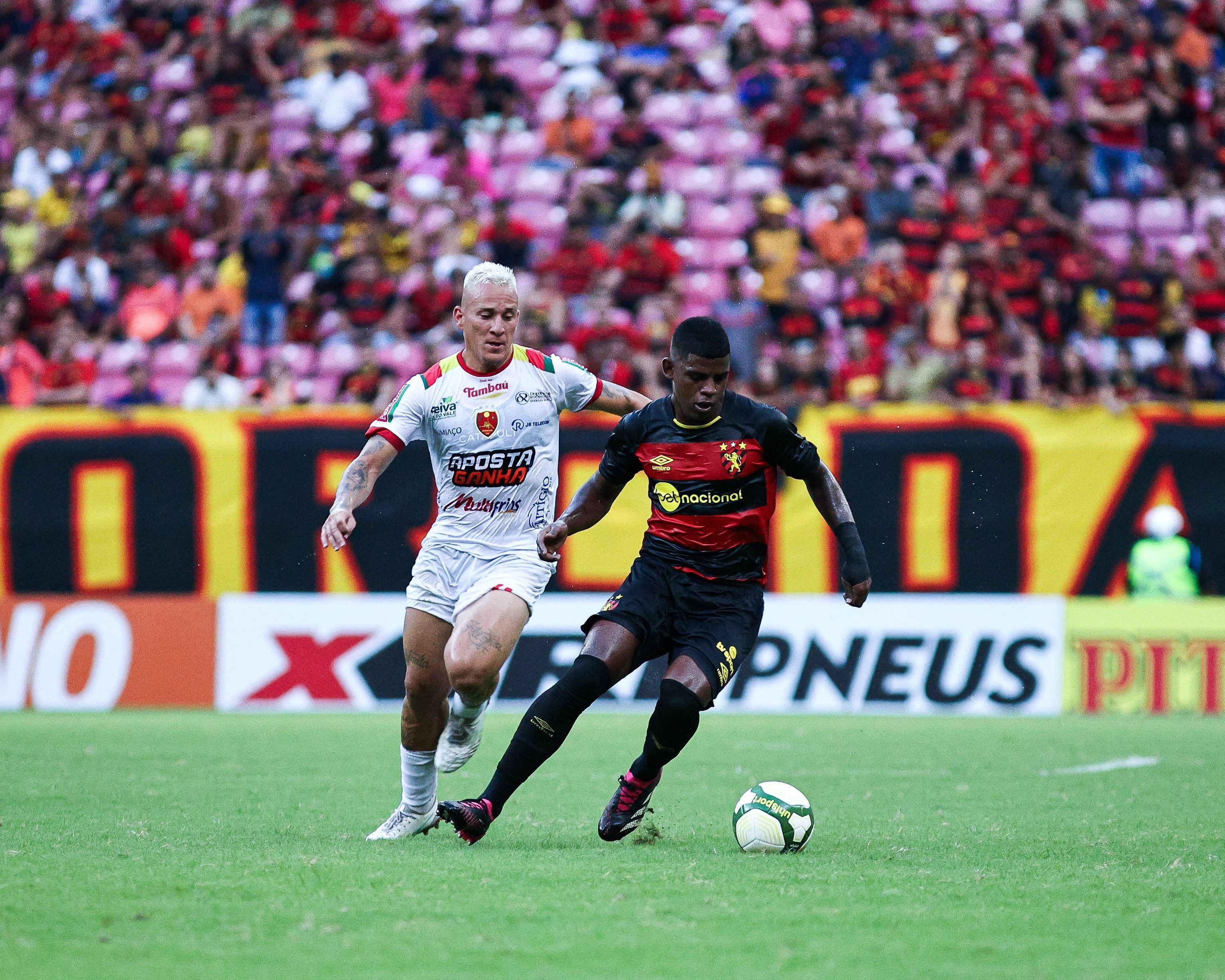 Soso explica por que Fábio Matheus não foi titular do Sport contra o Petrolina