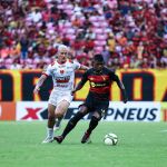 Soso explica por que Fábio Matheus não foi titular do Sport contra o Petrolina