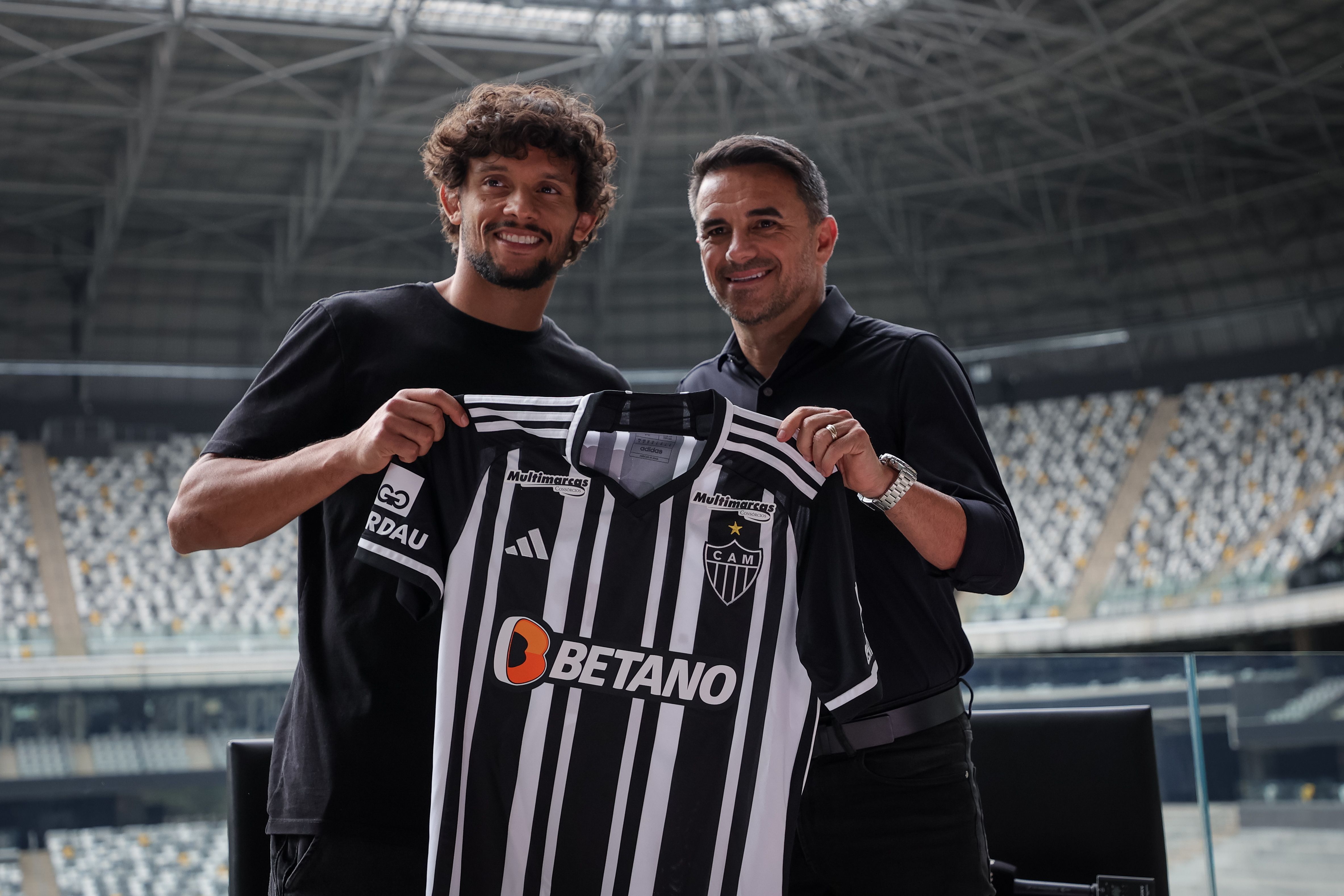 Acertado com a CBF, Caetano deixa Atlético após três anos e 27 contratações; relembre