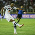 Lelê mostra suas credenciais no Fluminense e faz valer a confiança de Fernando Diniz