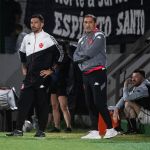 Emiliano Díaz abre o jogo sobre interesse do Vasco em Cuellar e pede mais reforços