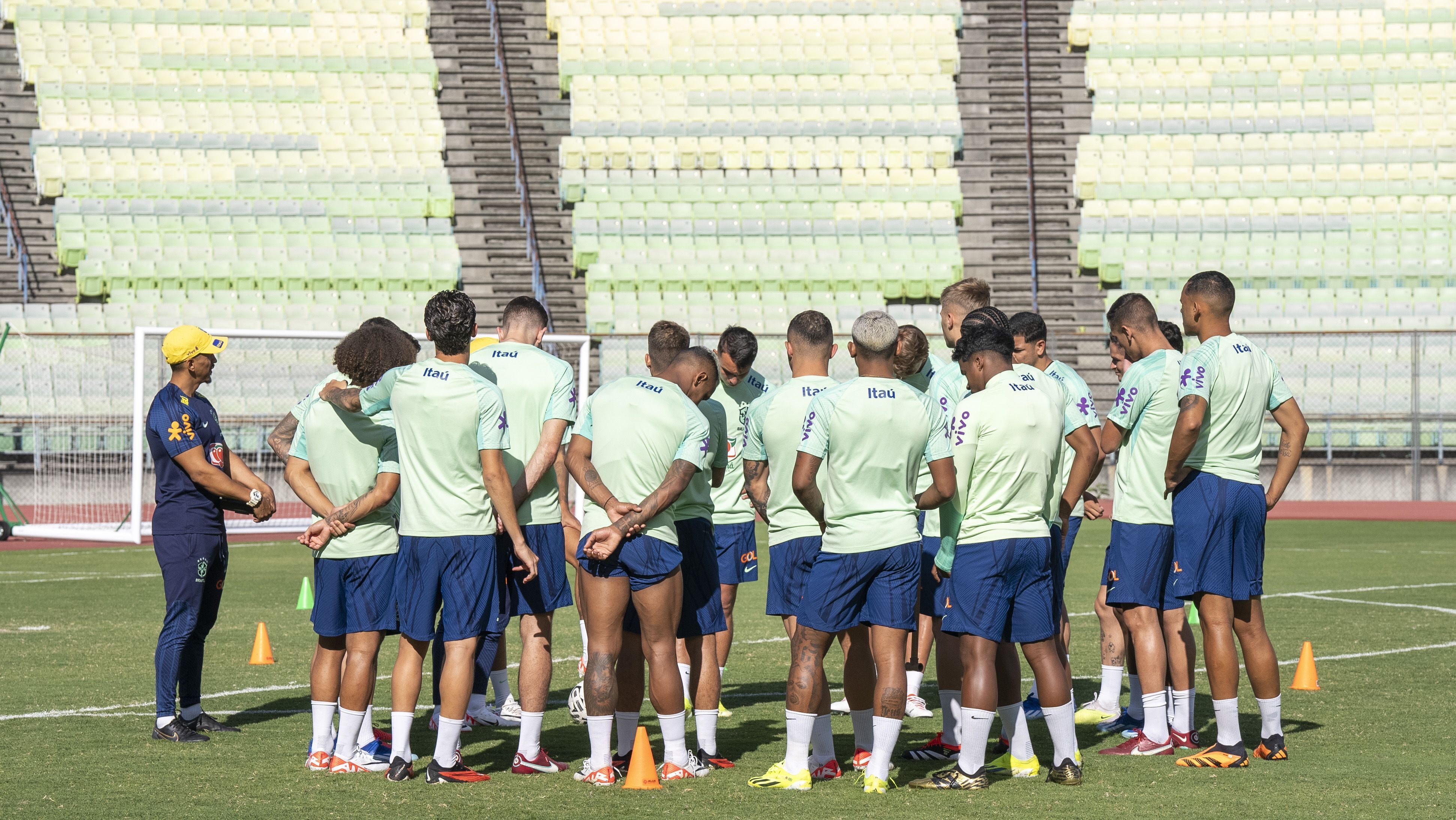 CBF vai pagar R$ 10 milhões a elenco e comissão se Seleção for a Paris-2024