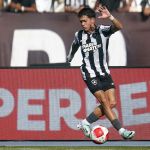 Segovinha muda de número e camisa 10 do Botafogo terá novo dono