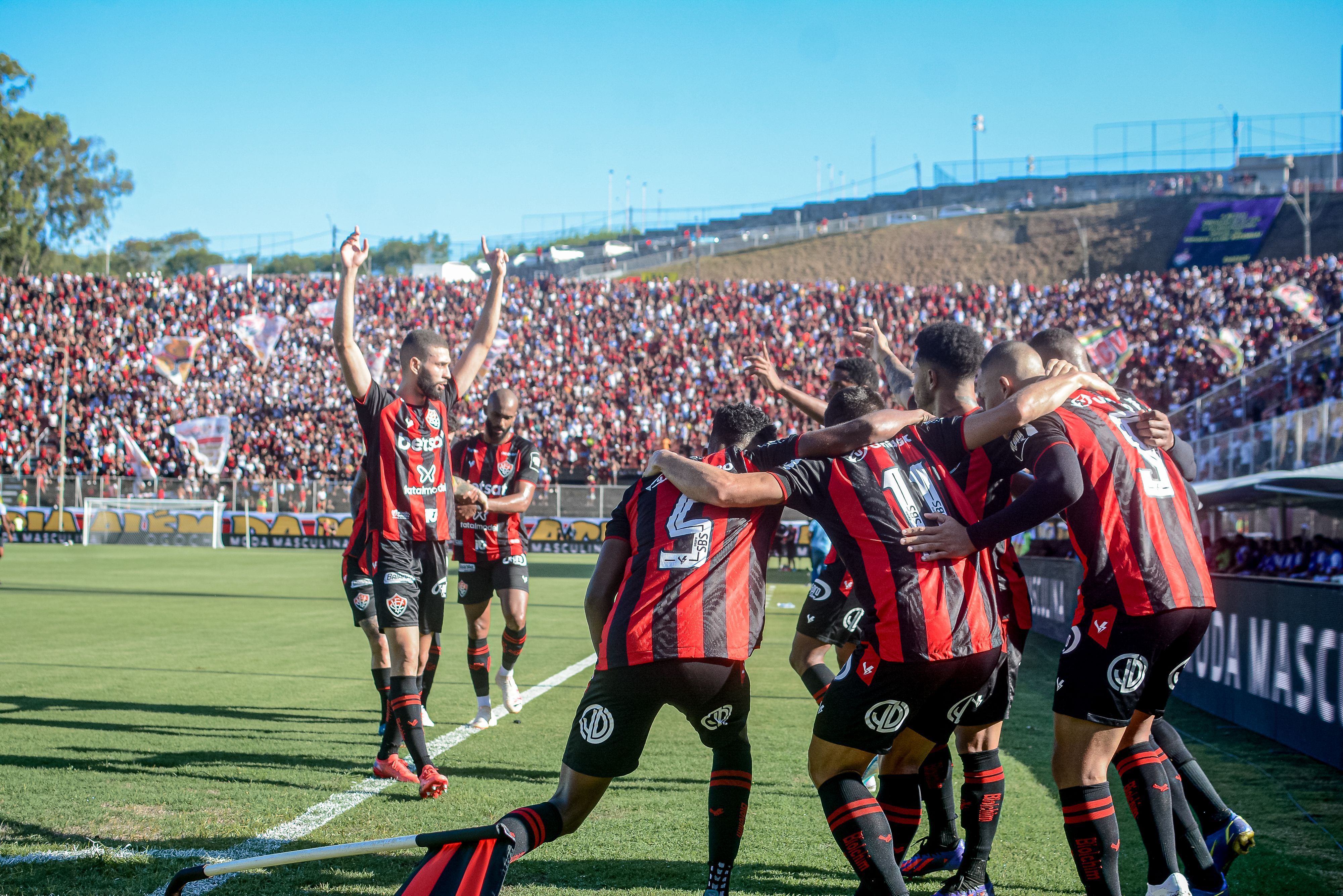 Barcelona-BA x Vitória: horário e onde assistir ao vivo pelo Campeonato Baiano