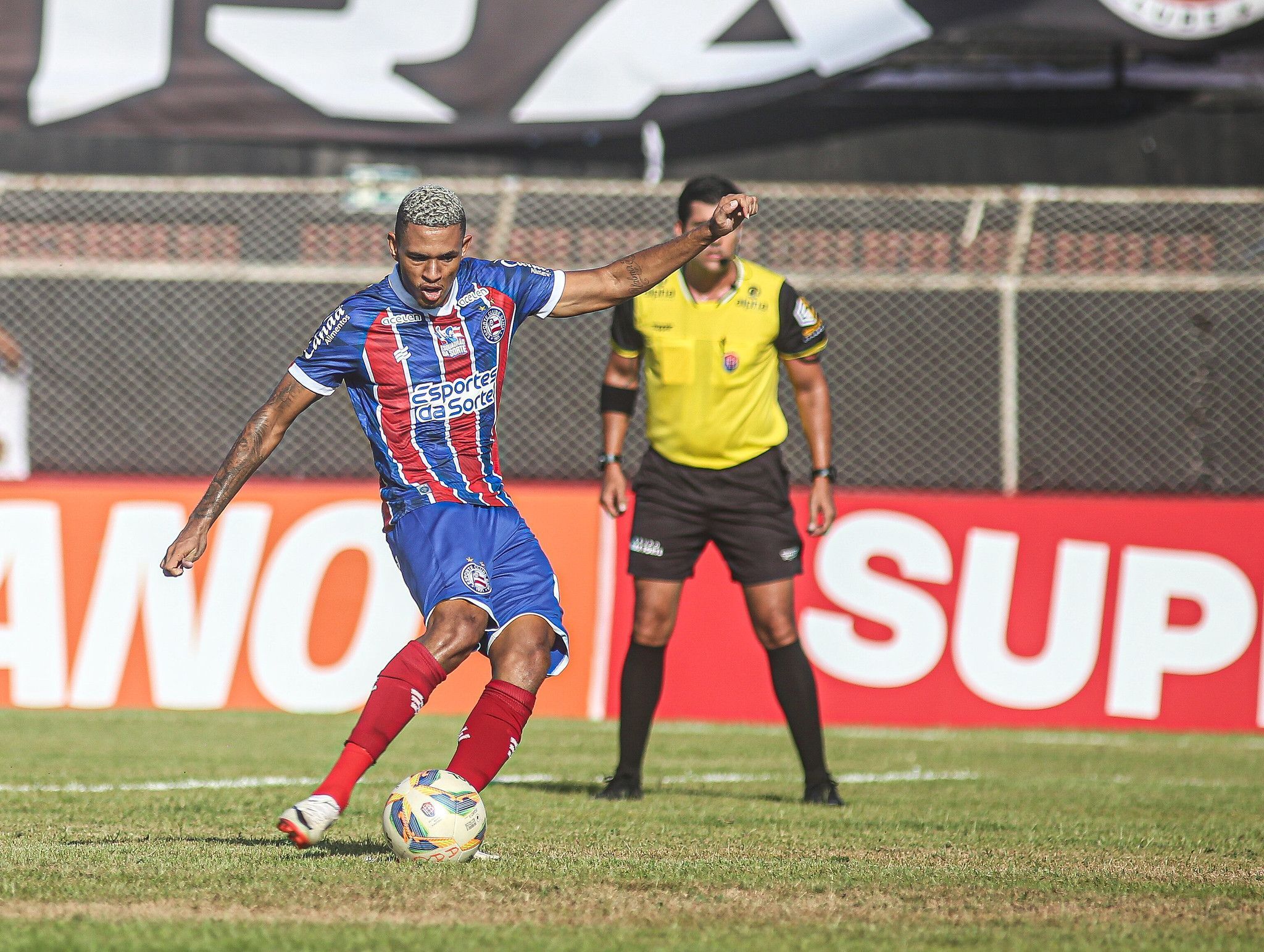 Bahia anuncia empréstimo de jogador que quase desistiu do futebol