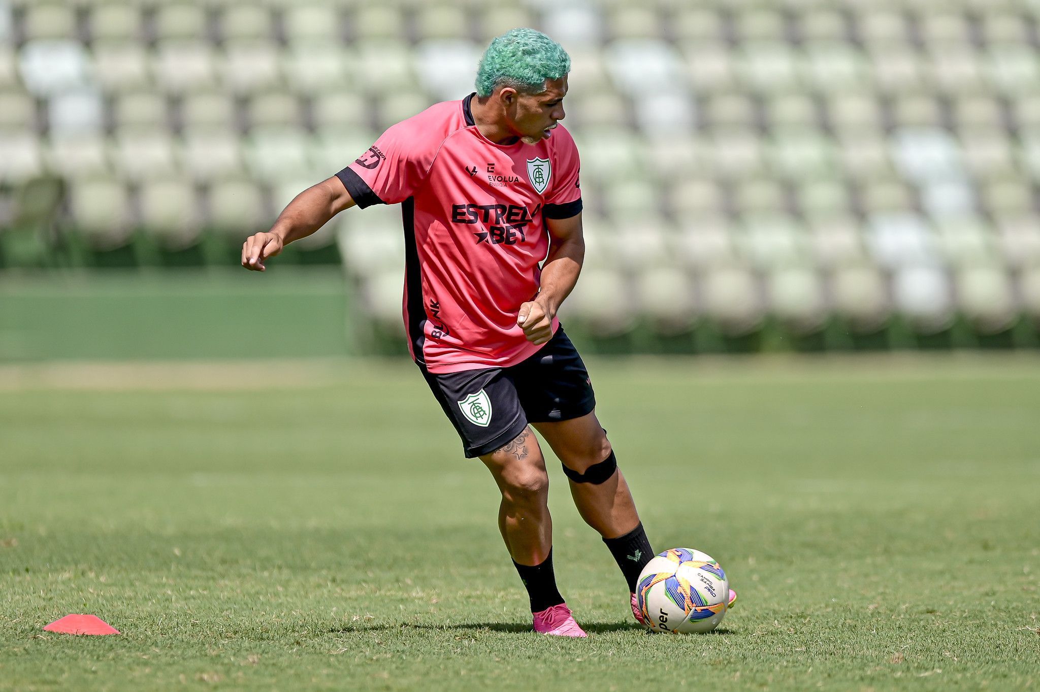Ipatinga e América se enfrentam pelo Mineiro após estreias distintas