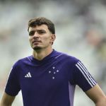 Sem Cabral, Cruzeiro aciona goleiro às pressas para estreia no Brasileiro