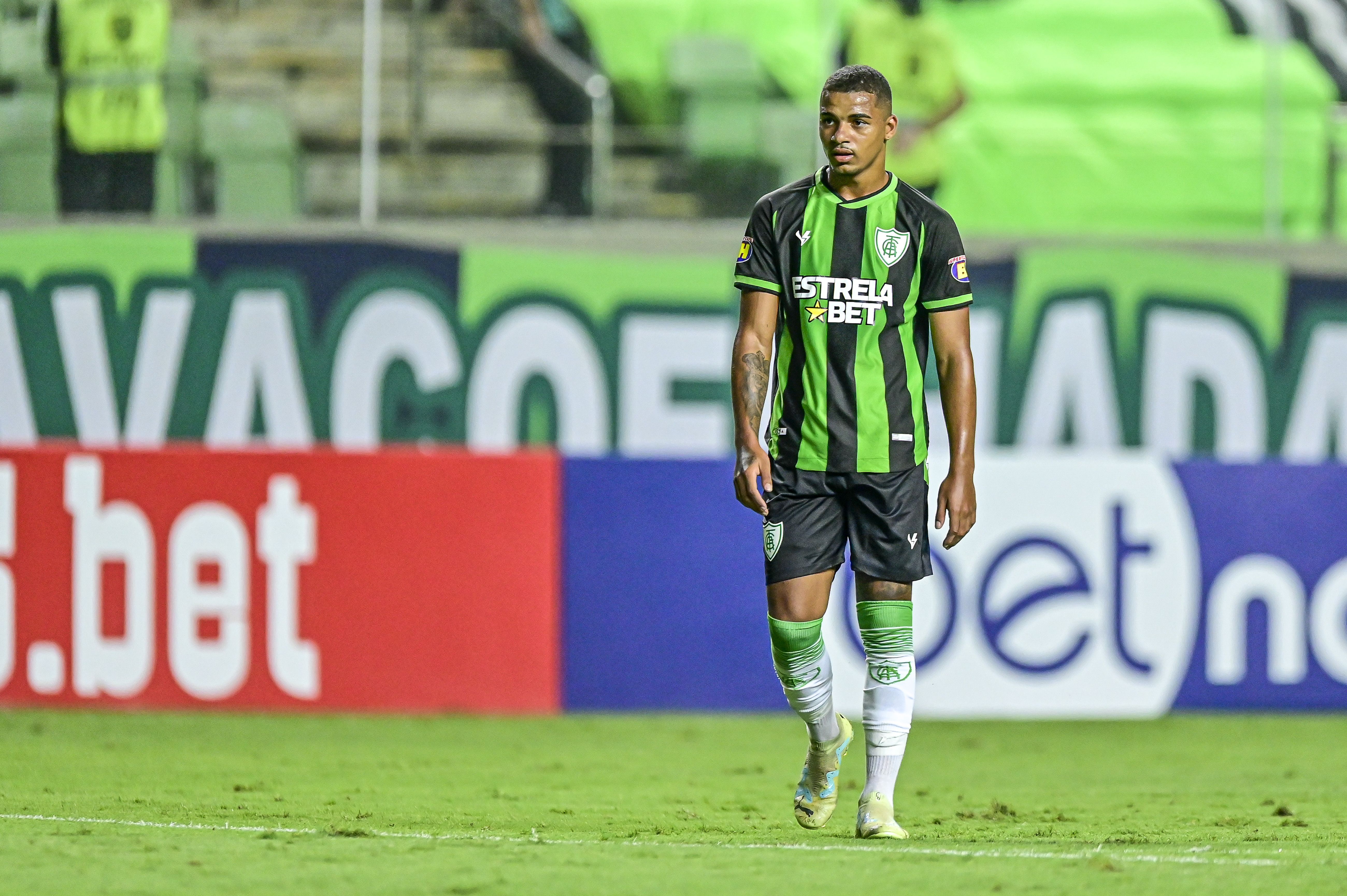 Atacante do América revela inspiração em Hulk e Adriano Imperador: 'Referência'