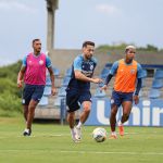 Confira os 26 relacionados do Bahia para o duelo deste sábado pelo Baianão