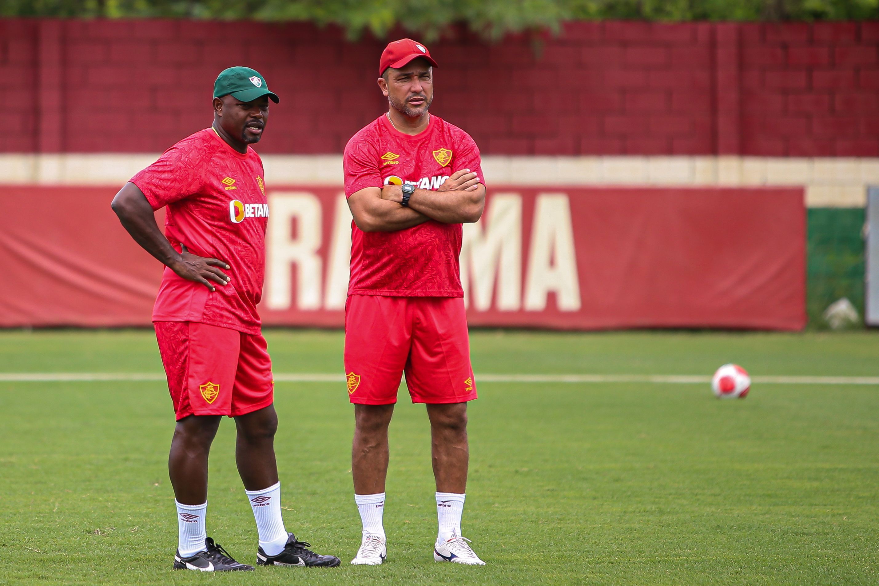 Ainda sem o elenco principal, Fluminense enfrenta o Nova Iguaçu pelo Carioca