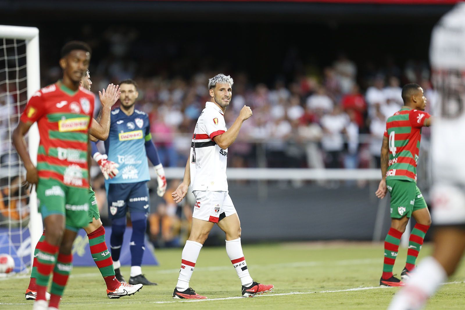 'Não gostam de jogar contra nós': por que atacante do São Paulo fez essa declaração sobre Palmeiras