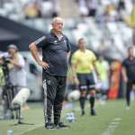 Técnico do Atlético, Felipão lamenta 'clássico precoce' com o Cruzeiro
