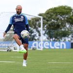 Ainda sem estrear, Thaciano volta a treinar no Bahia; Rezende fica na academia