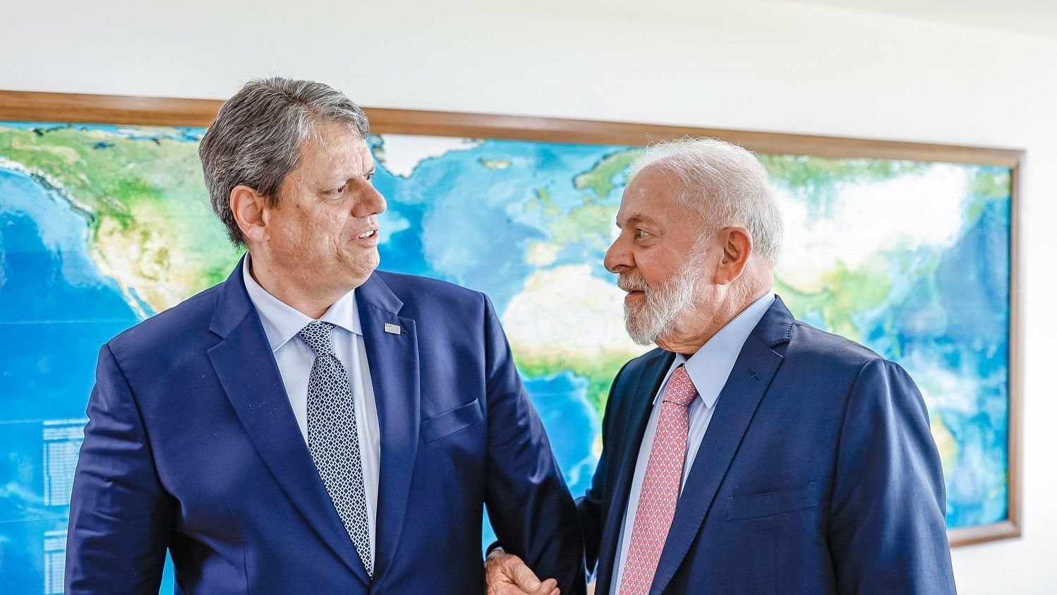 Lula se reúne com Tarcísio no Planalto; saiba o que foi discutido